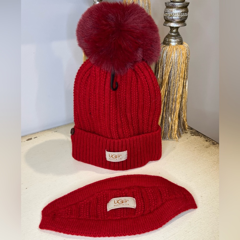 RED - UGG KNITTED HAT WITH MASK - Picture 5 of 5